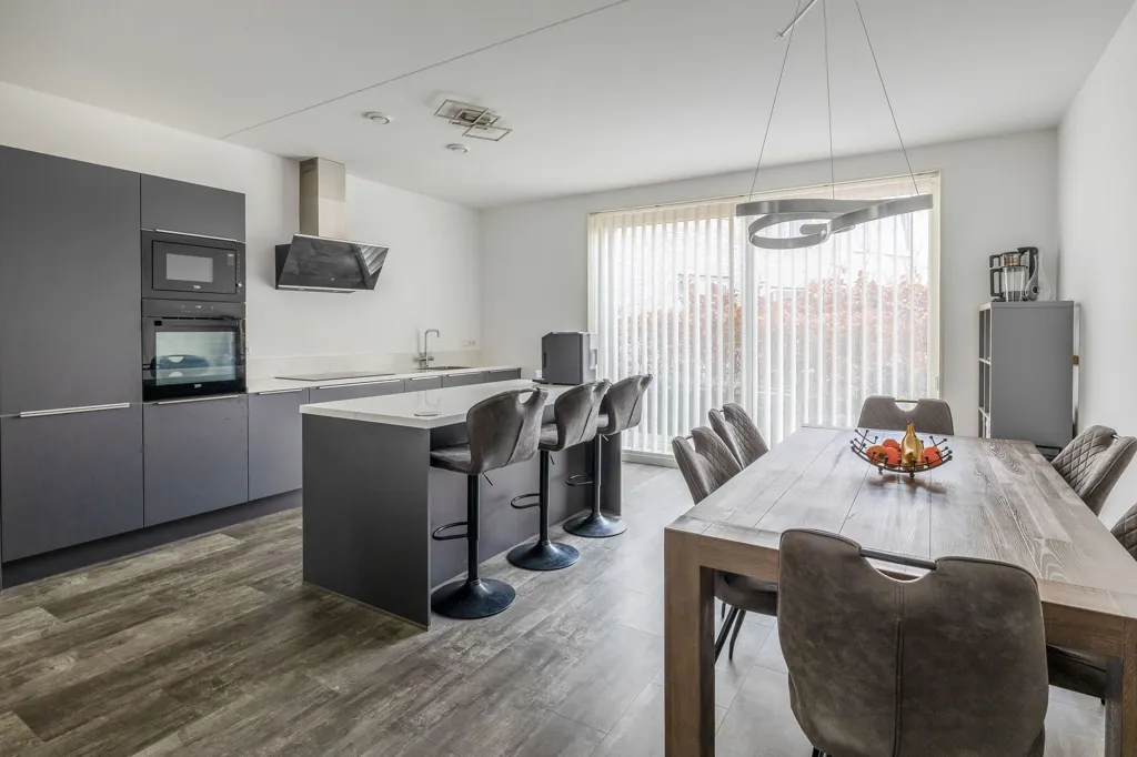 Sala da pranzo - Modern Flat with Balcony and Rooftop in Delfshaven