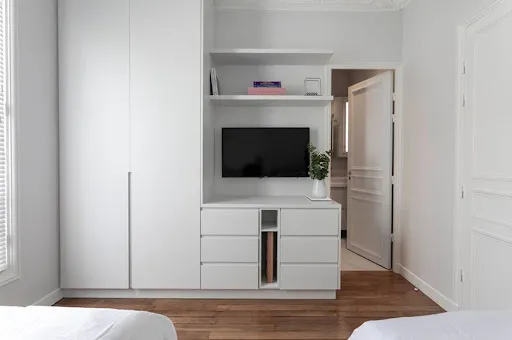 Magamistoad - Luxury Parisian Apartment with Classic Charm in 16th