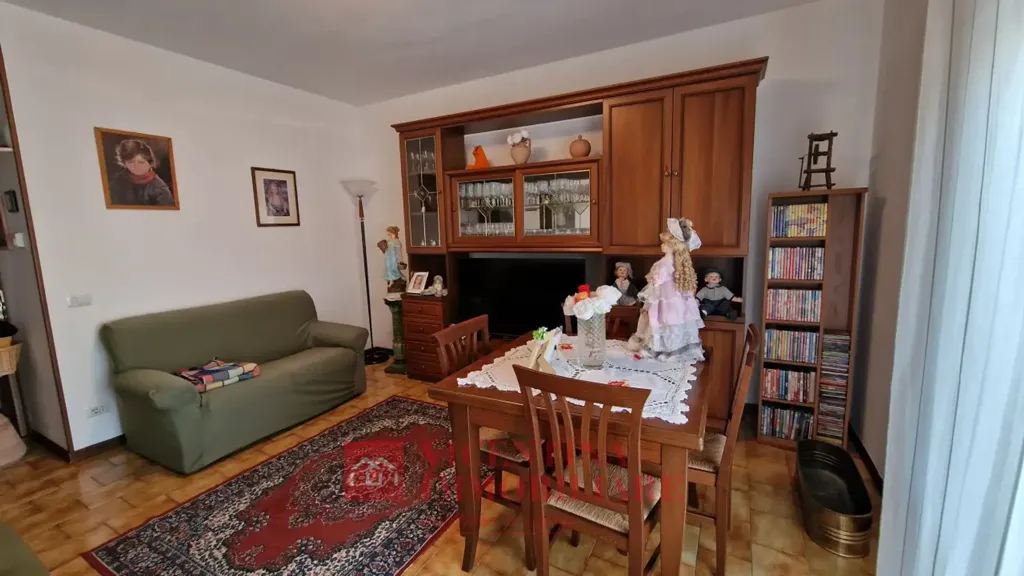 Elutuba - Penthouse with Balconies in Montecchio Maggiore