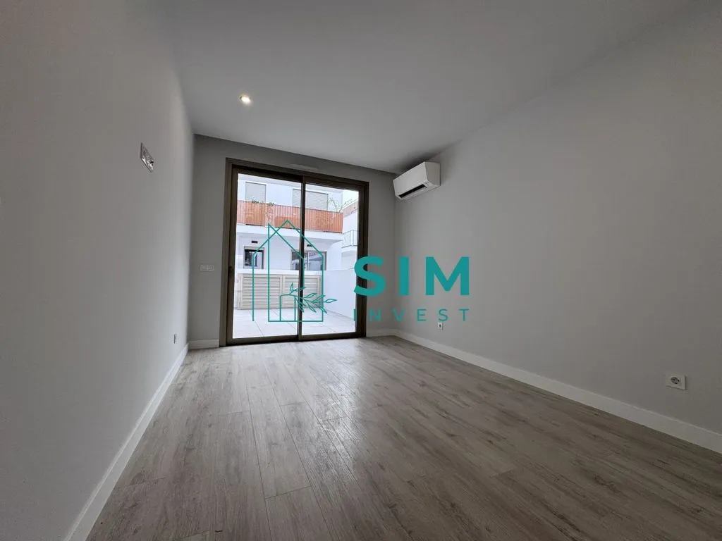 Pièces - Modern 2-Bed Apartment with Patio in Tavira