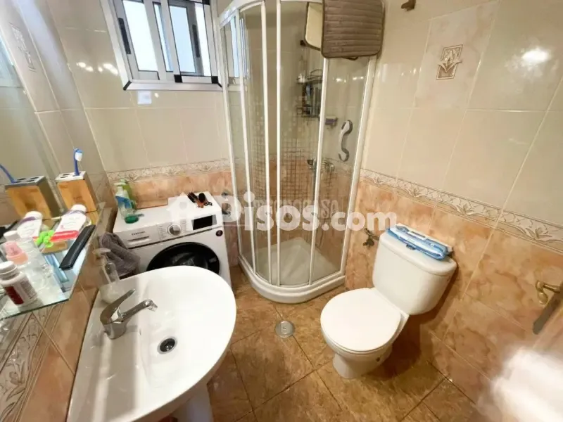 Salles de bain - Apartment with Balcony in San Cristóbal