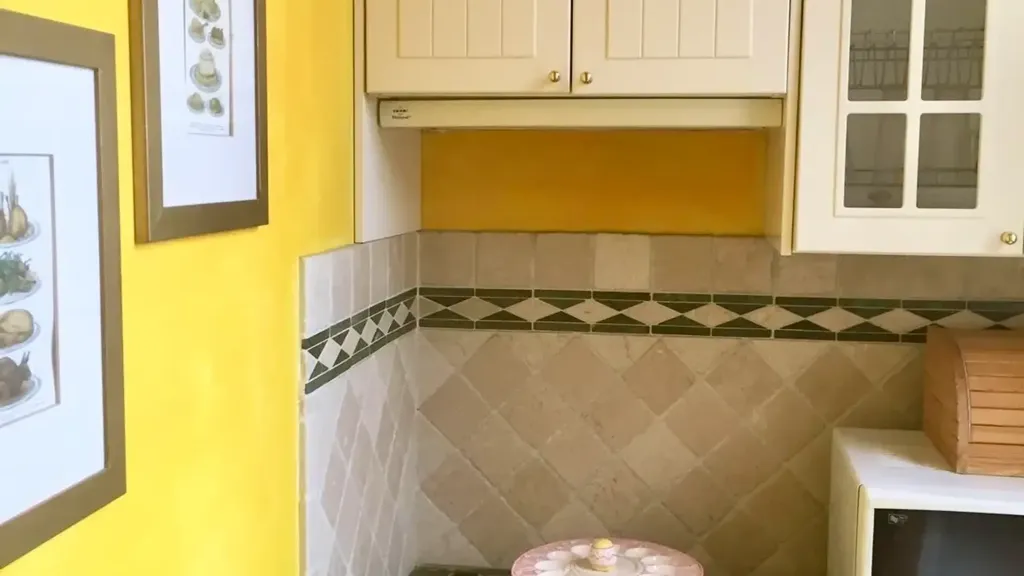 Cucina - Brightly Coloured Flat in Central Florence