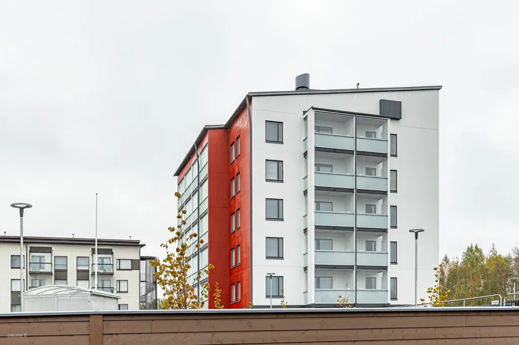 Exterior - Bright Penthouse with Balcony in Hämeenlinna