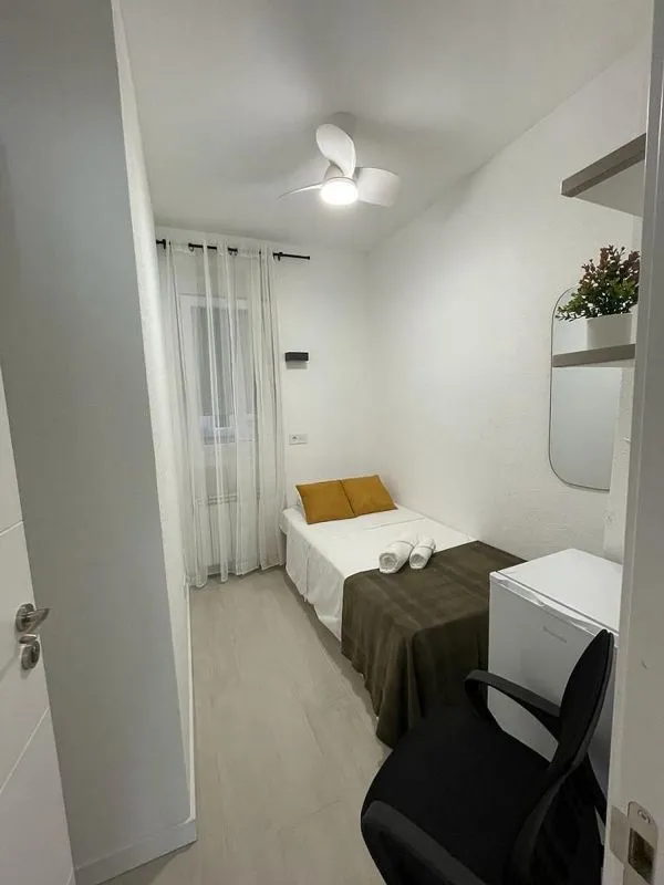 Chambres - Furnished Flat with Air Conditioning in Salamanca