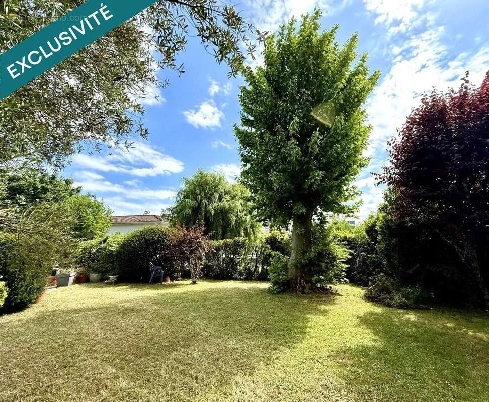 Giardino - Traditional House with Garden in Mérignac