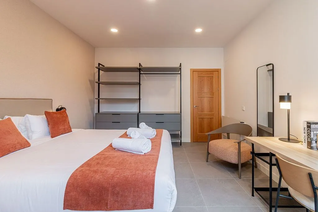 Magamistoad - Furnished Flat with Balcony in Madrid