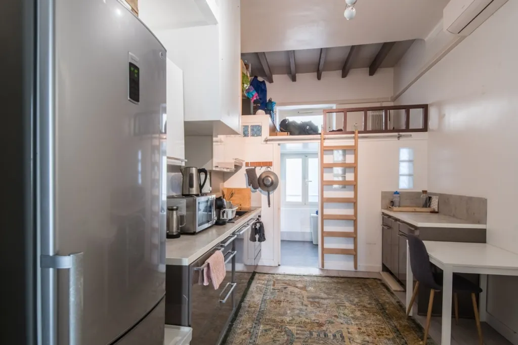 Köök - 2-Bedroom Apartment with Courtyard View in Nice