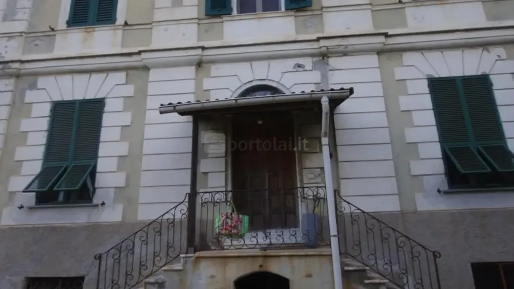 Välivaade - Spacious Apartment with Garden in Genoa