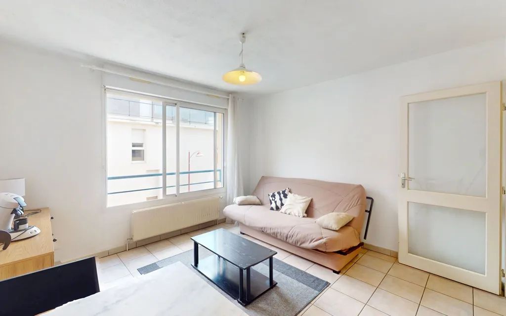 Elutuba - Studio Flat with Balcony in Bourran