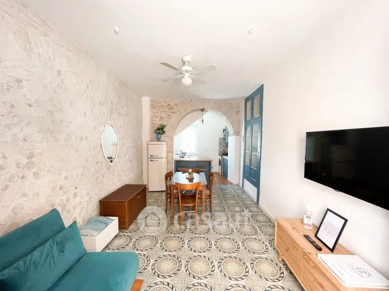 Séjour - Rear-Adjoining Villa with Balcony in Calitri