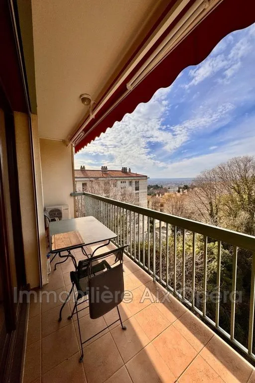 Balcon - Appartement Luxueux avec Terrasse à Aix-en-Provence
