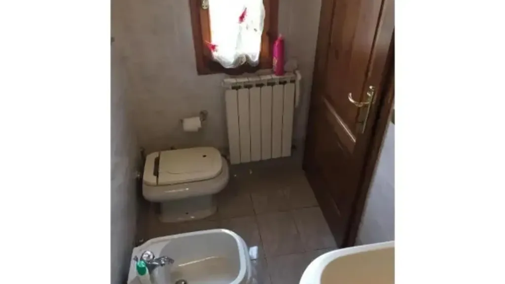Bagni - Rustic Apartment with Balcony in Bucine