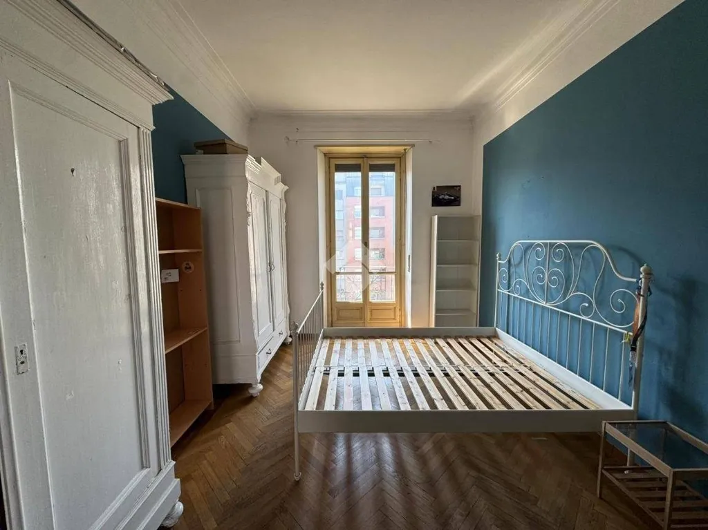 Chambres - Spacious Apartment with Balcony in Cenisia, Turin