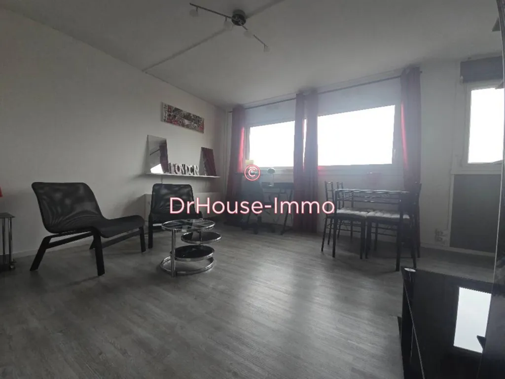 Elutuba - Compact Flat with Parking in Rouen