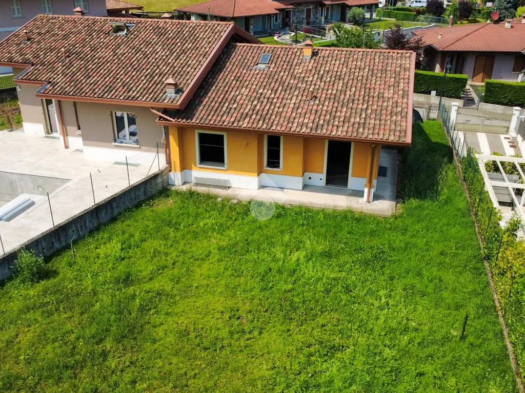 Vue aérienne - New Bifamiliare with Private Garden in Barghe