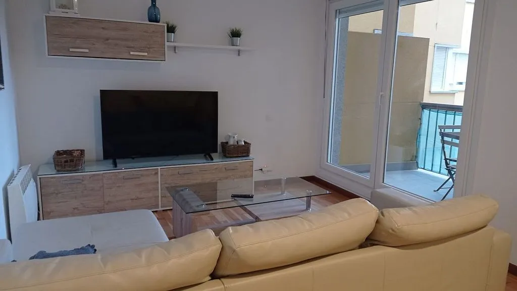 Elutuba - 2-Bedroom Apartment with Terrace in Foz