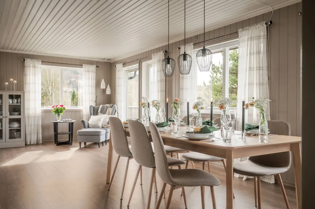 Söögituba - Family-Friendly House in Brumunddal