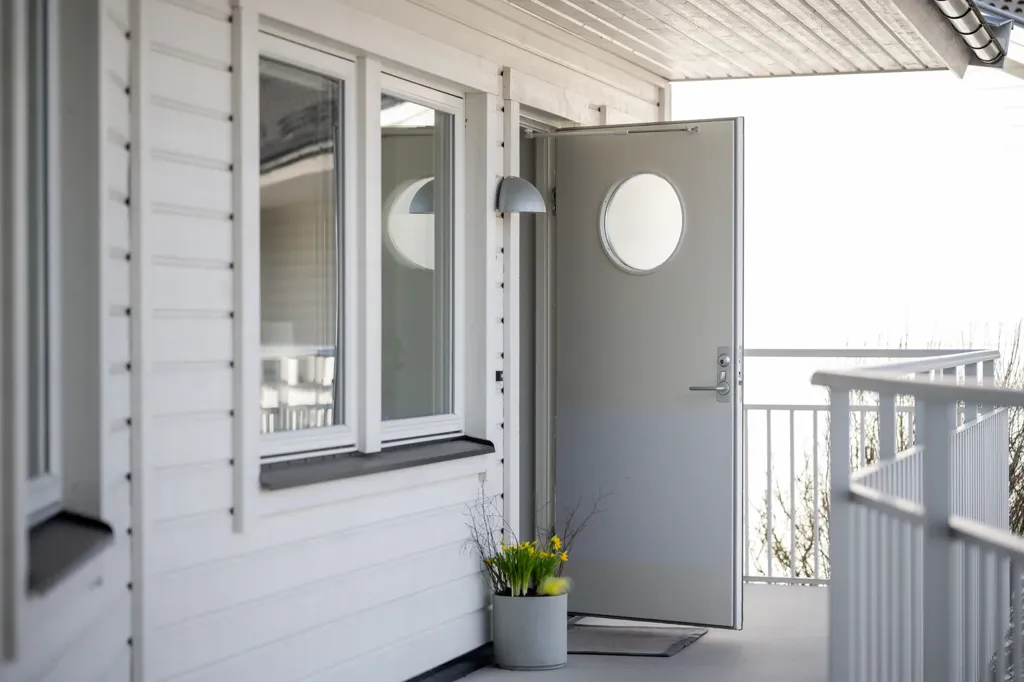 Balcon - Corner Flat with Balcony in Lyckebo Sjöstad