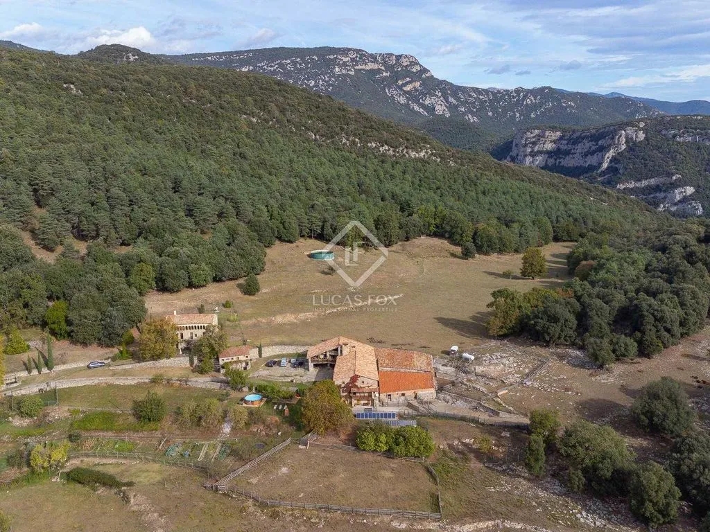 Vista aerea - Country House with Pool in Alta Garrotxa