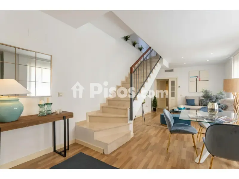 Elutuba - Duplex Apartment with Terrace in Seville's Historic Centre