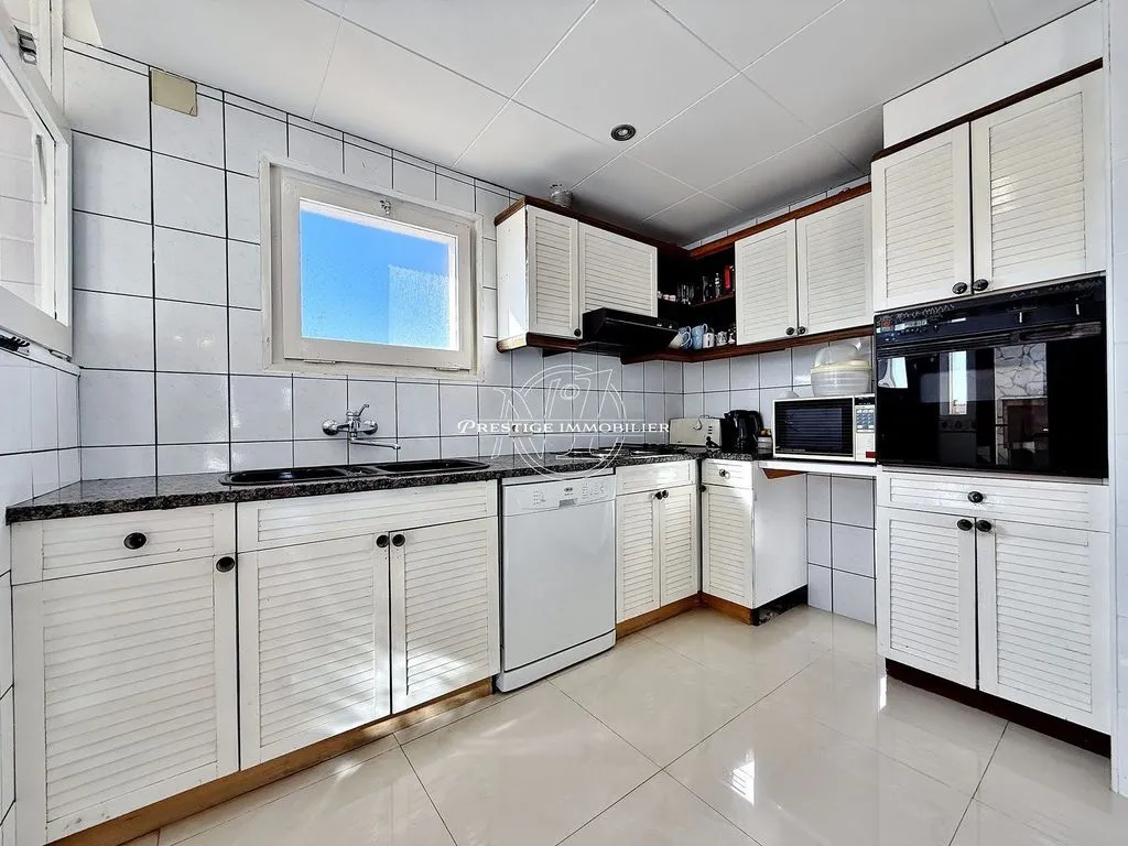 Cuisine - Luxury Penthouse with Sea View in Roses