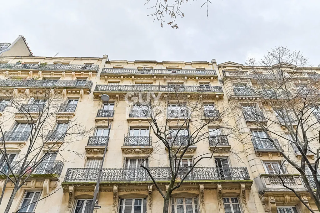 Esterno - Spacious Apartment with Lift in Rue Taine