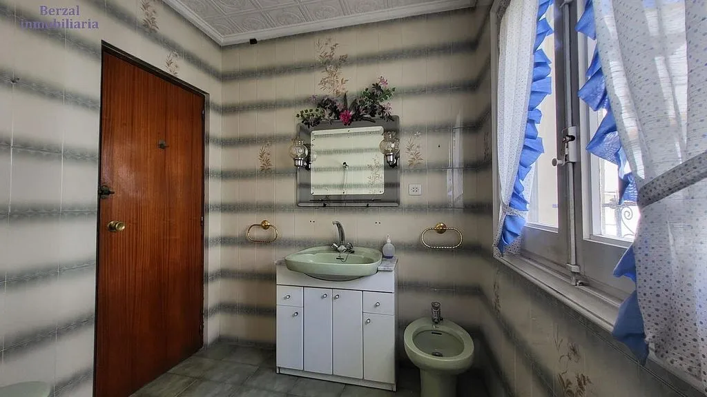 Bathrooms - Attic Flat with Terrace in Logroño's Old Town