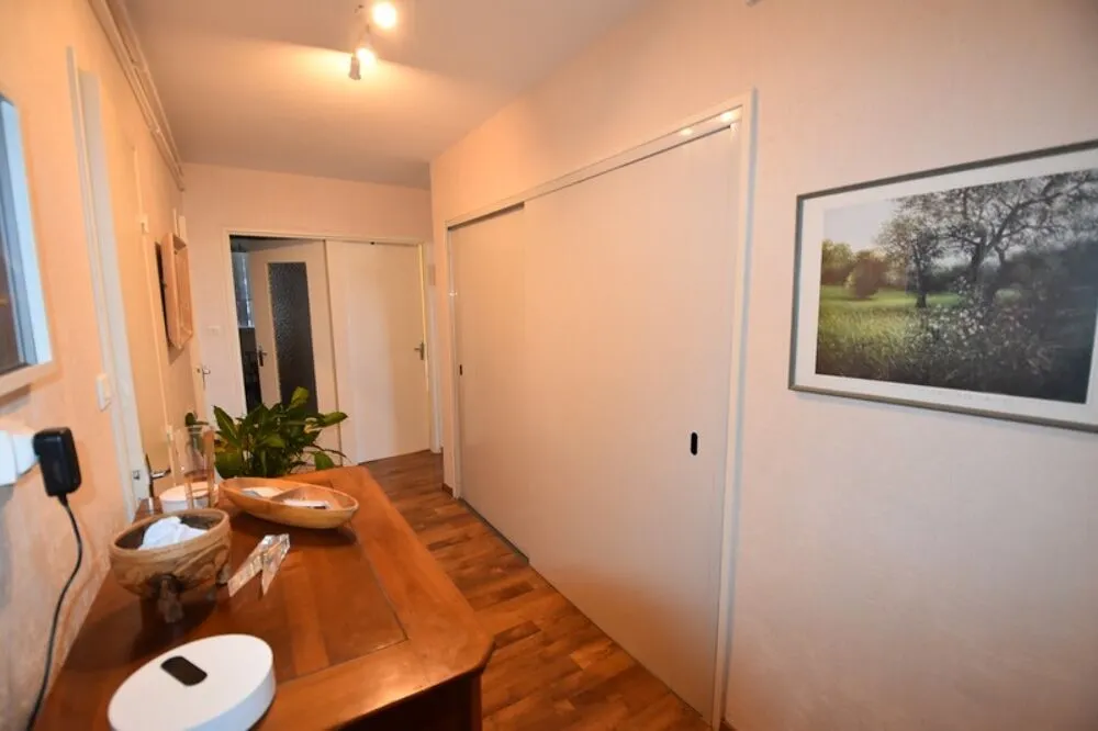 Ingresso - 2-Bedroom Apartment with Balcony in Digoin