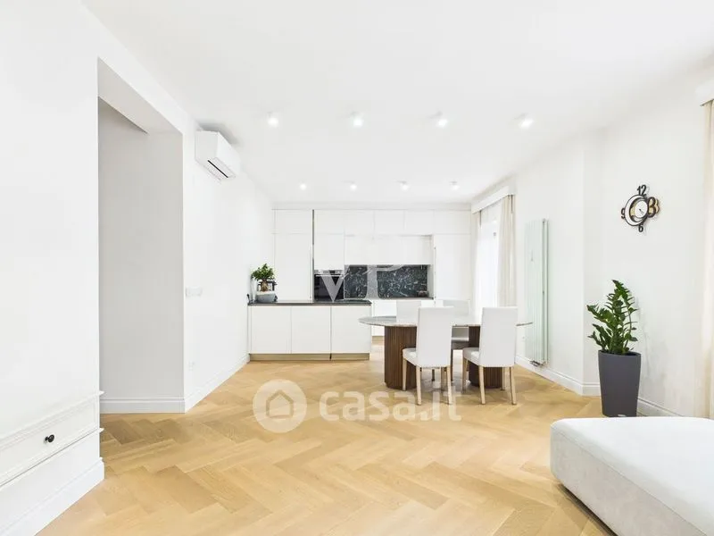 Elutuba - Modernised Apartment with Balcony in Merano