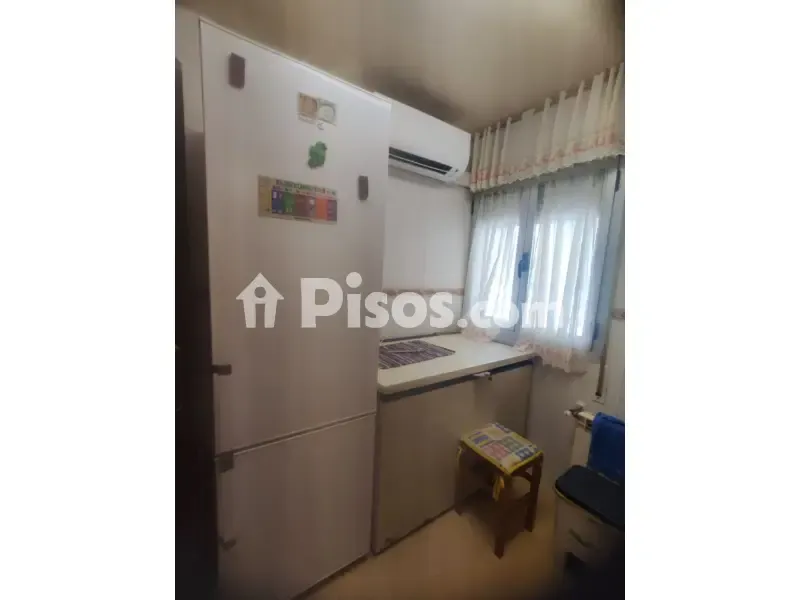 Cuisine - Spacious Apartment with Ascensor in Barbastro