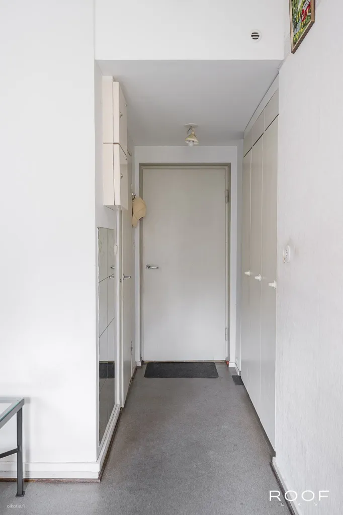 Entrée - Compact Flat with Garden View in Kannelmäki