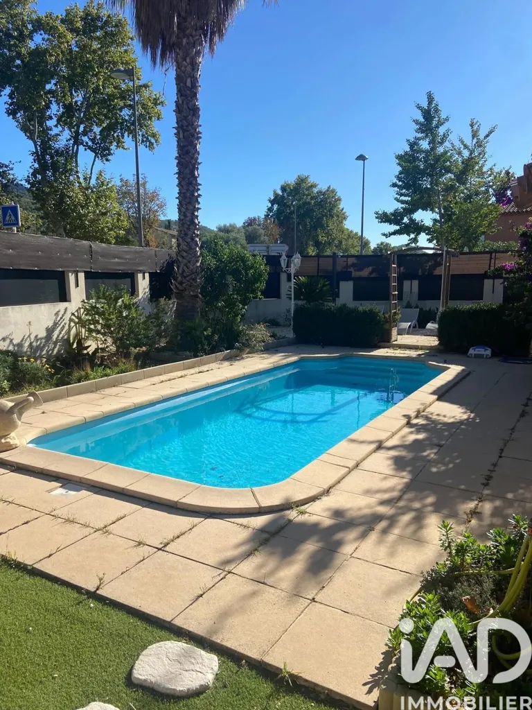 pool_area