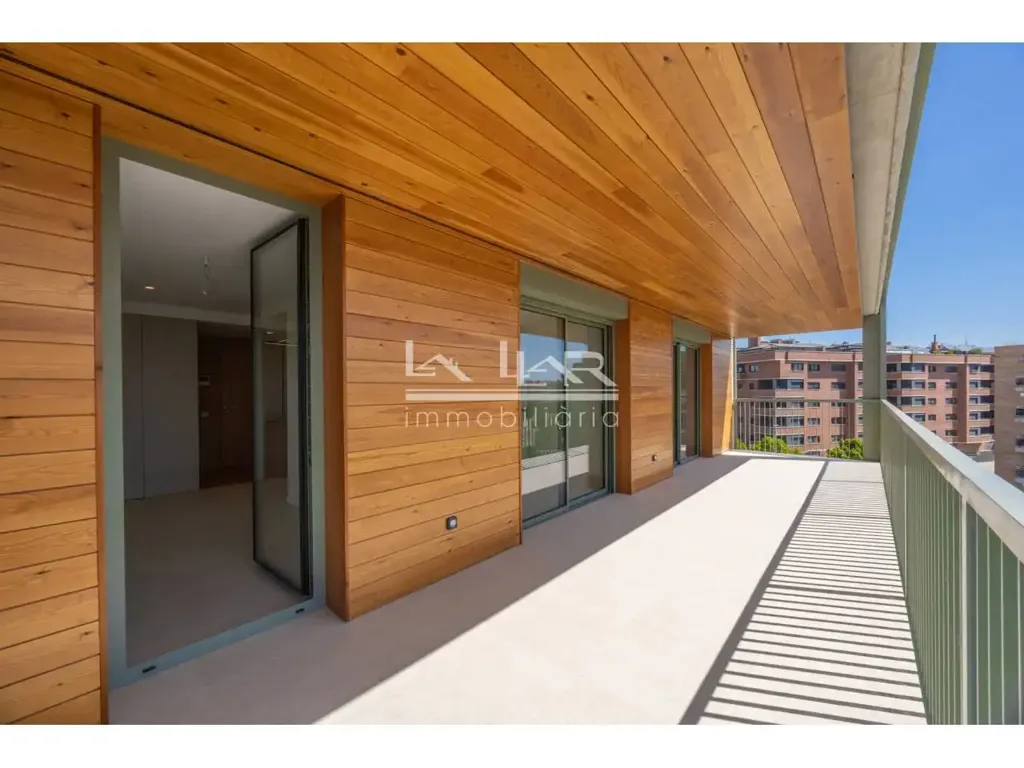 Balcon - Newly Built Flat with Terraces in Nord-El Sucre