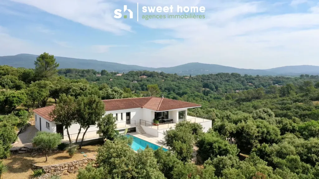 Vista aerea - Modern Villa with Panoramic View in Néoules