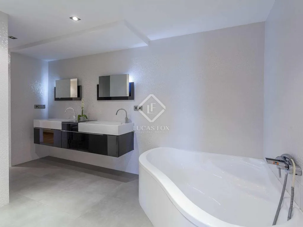 Salles de bain - Luxury Apartment with River View in Valencia