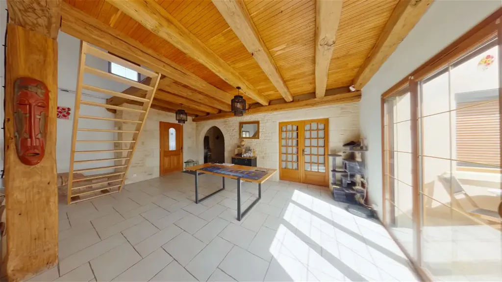 Maison 7 pièces à Antigny