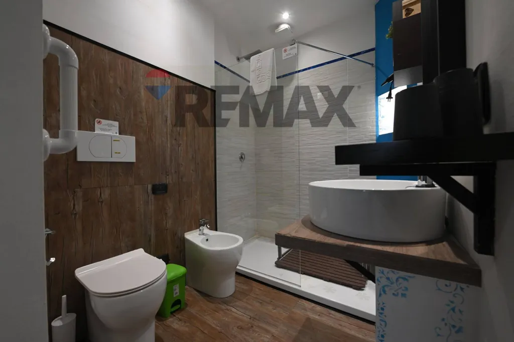 Salles de bain - Renovated Apartment with Two Balconies in Modena Centre