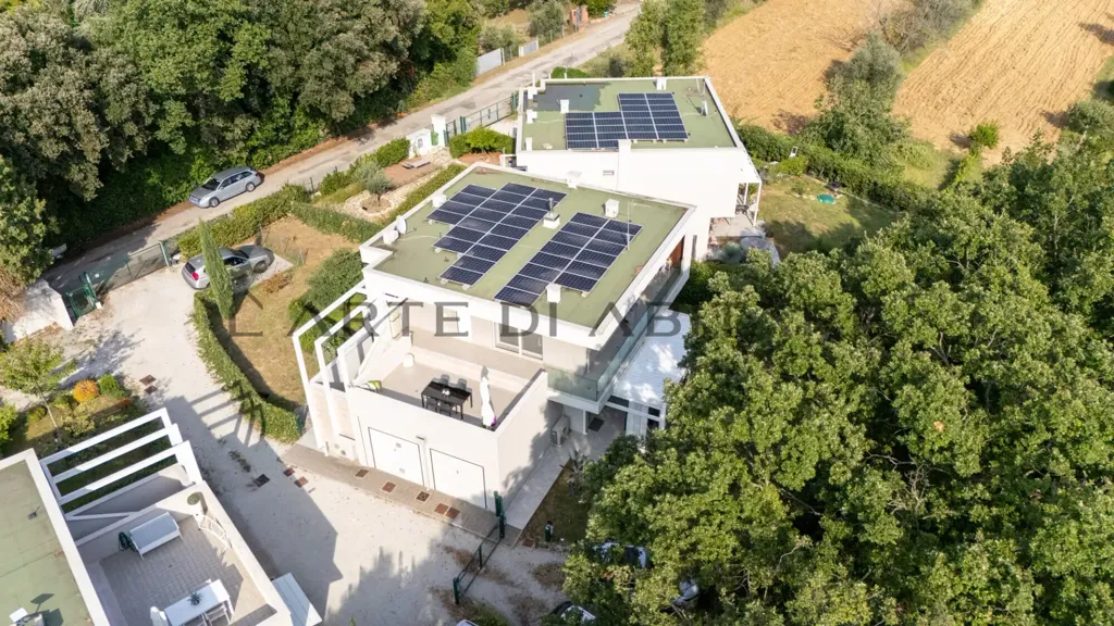 Vue aérienne - Independent Triplex with Terraces in Covignano