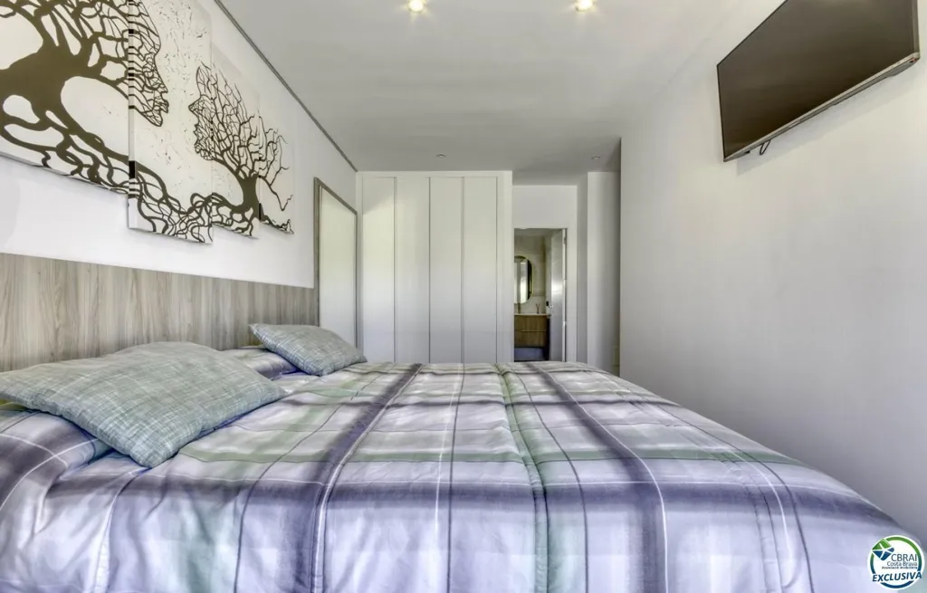 Chambres - Chalet with Pool and Solar Panels in Carrer Canigó