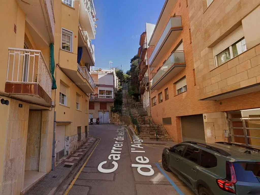Välivaade - Three-Bedroom House near Blanes Beach