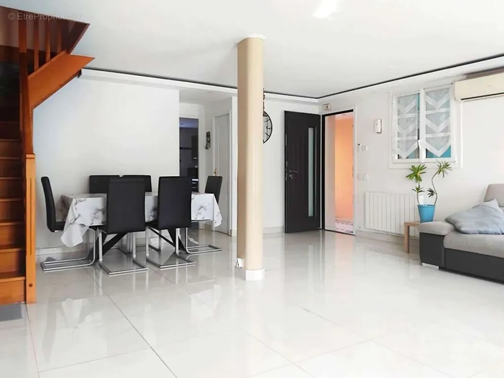 living_room