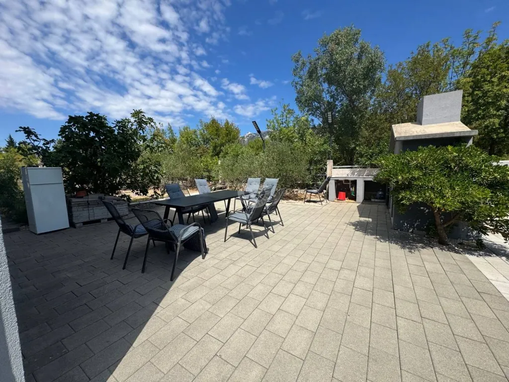 Terrazza - Family House with Pool in Starigrad