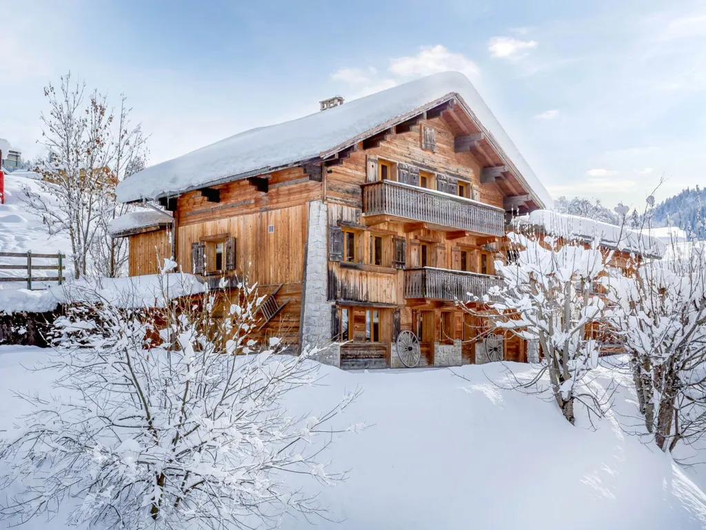 Exterior - Chalet with Ski-in/Ski-out Access in La Clusaz