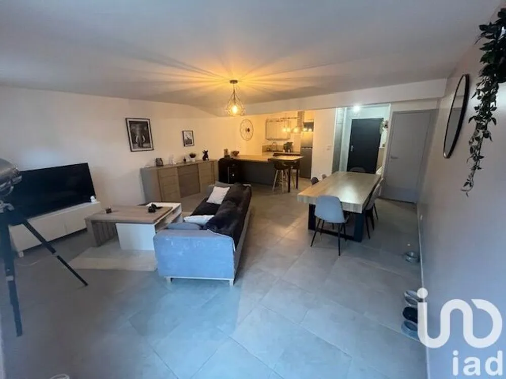 Séjour - Appartement Neuf avec Jardin à Vignacourt