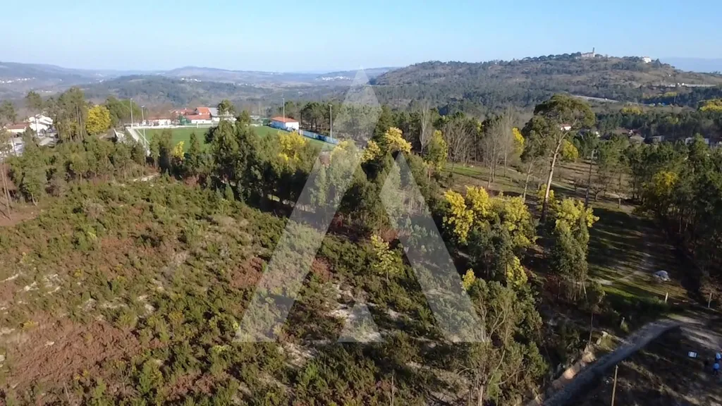 Vue aérienne - Rural Land with Easy A25 Access in Mangualde