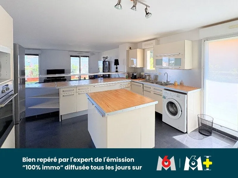 Cuisine - 5 Pièces Panoramique à 360° au Dernier Étage à Nice La Lanterne