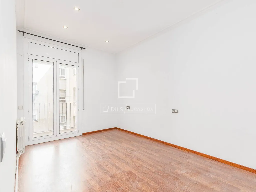 Pièces - Bright Apartment with Terrace in Barcelona