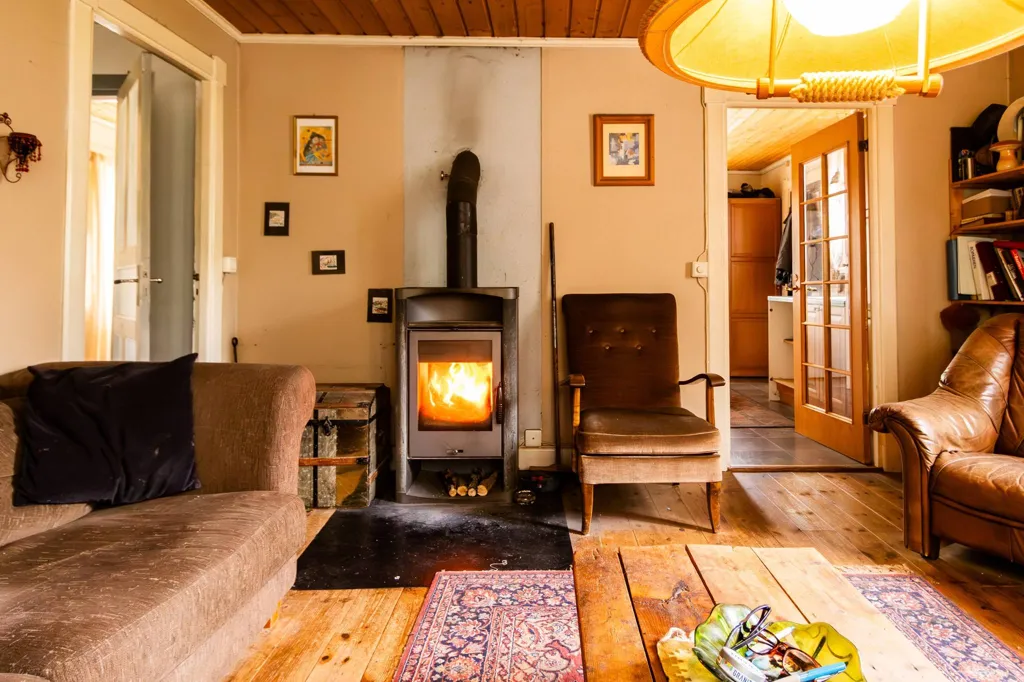 Elutuba - Charming Villa with Garden near Tingsryd