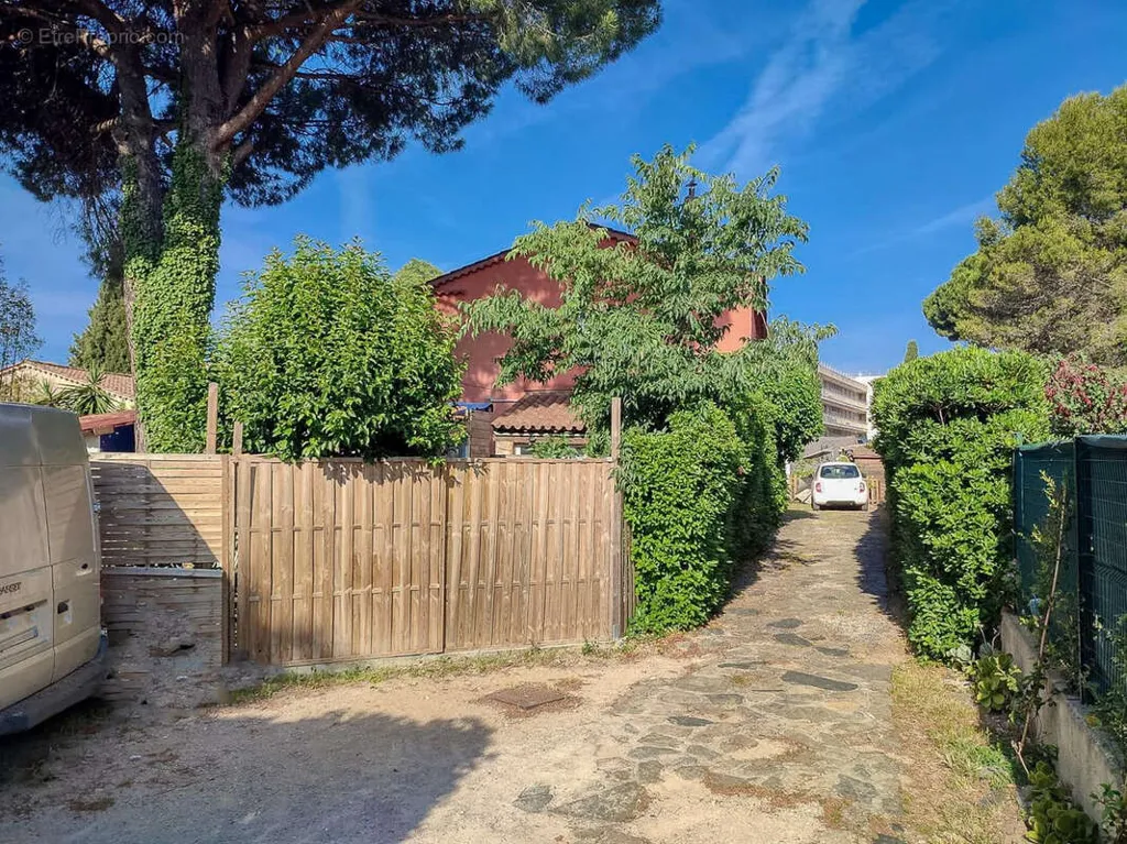 driveway