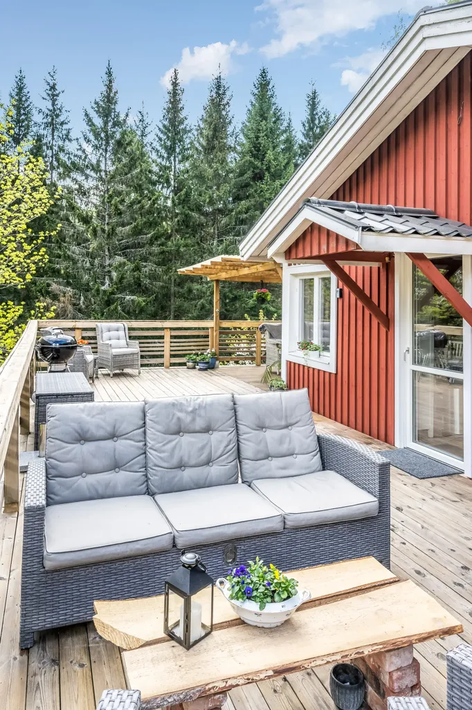 Terrass - Charming Cottage with Garden in Norrköping